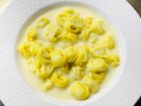 Franceschetta 58 at home delivery Massimo Bottura tortellini in crema di parmigiano piatto