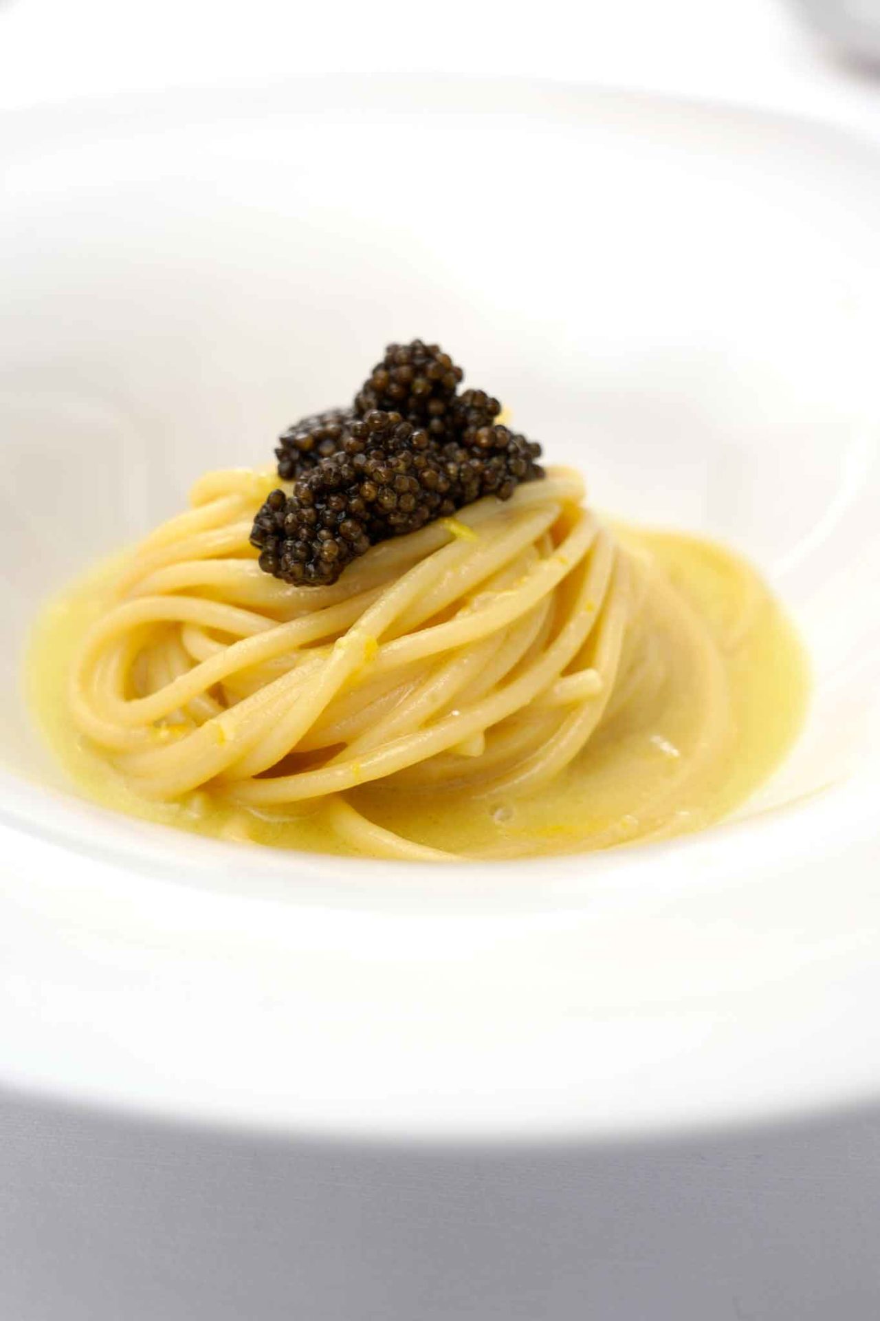 spaghetti con il caviale Pescheria Salerno