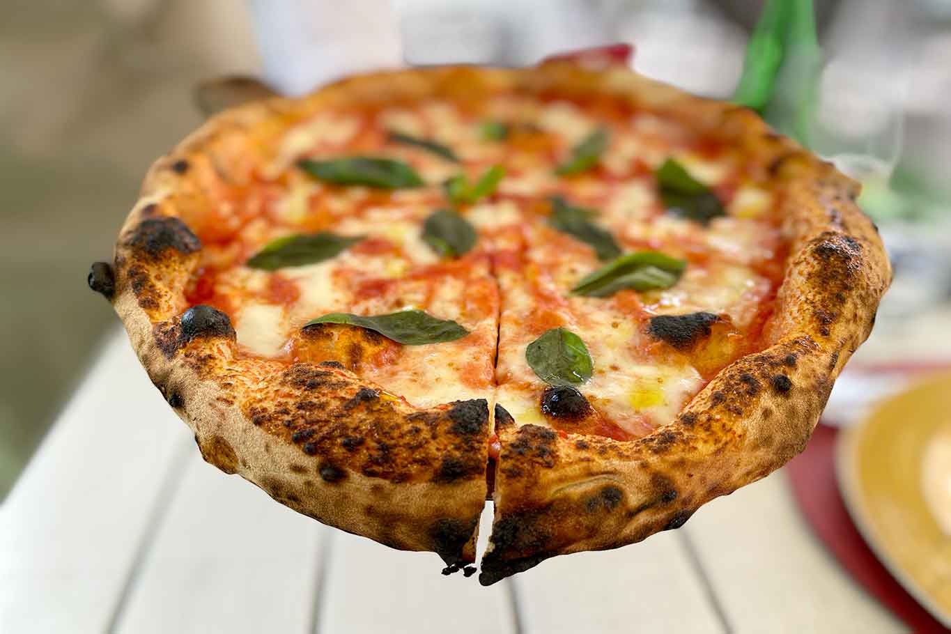pizzeria Casa Caponi pizza margherita