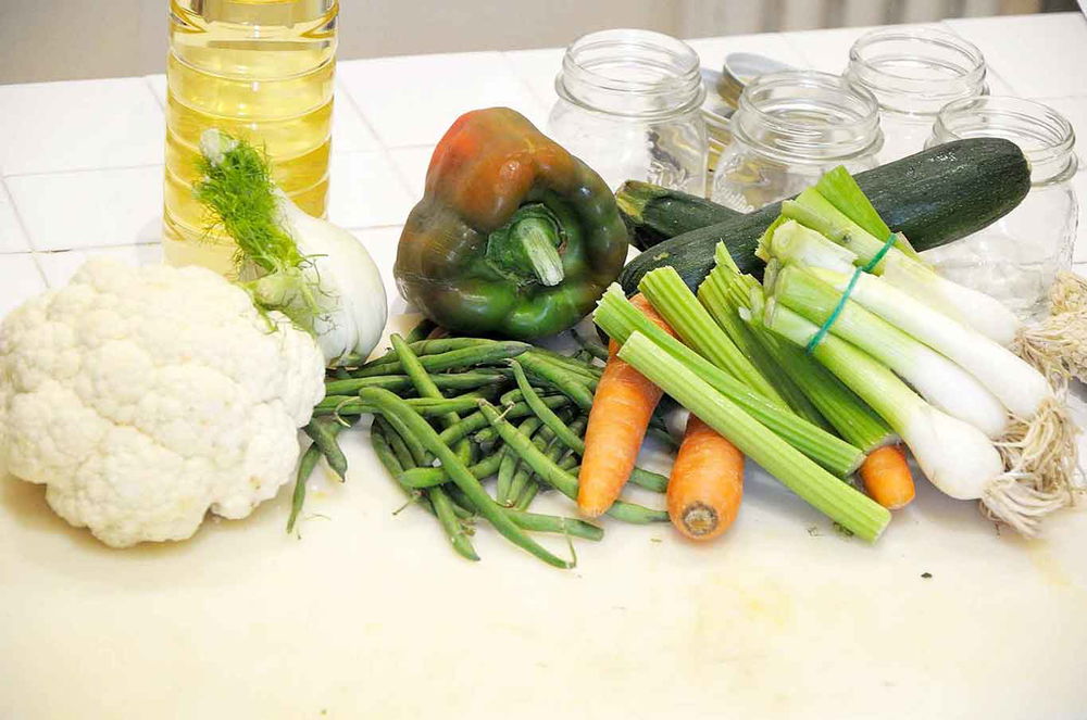 Giardiniera fatta in casa, la ricetta scientifica per non rischiare il botulino Giardiniera fatta in casa, la ricetta scientifica per non rischiare il botulino