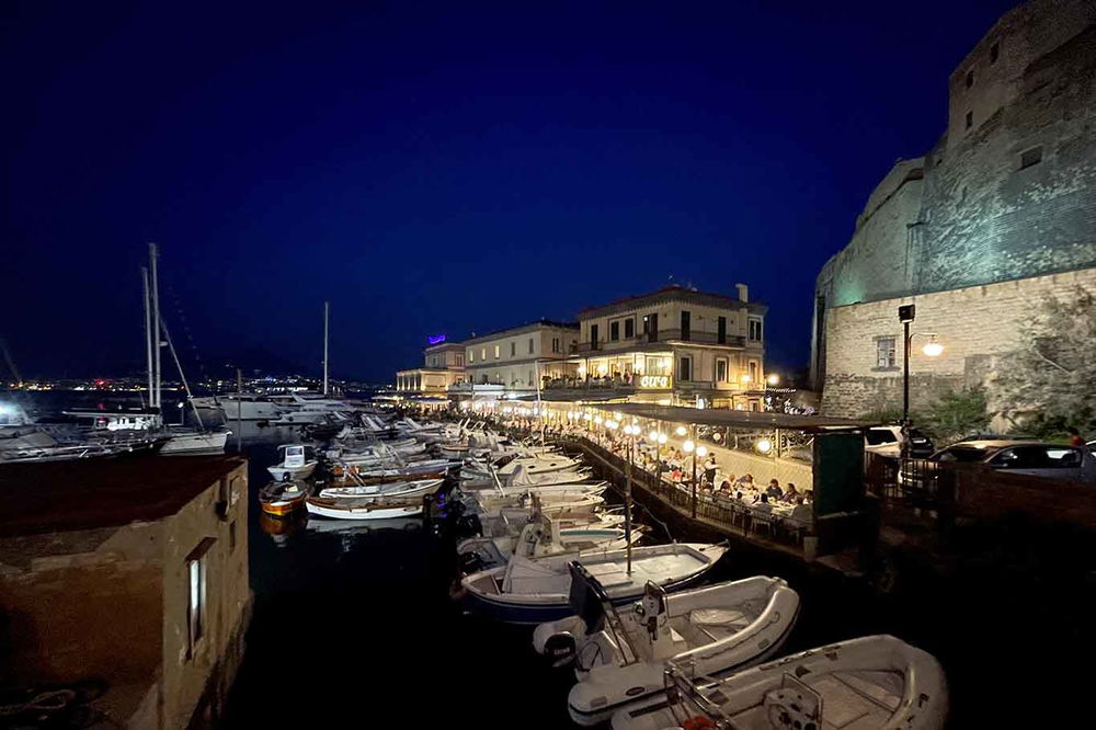 Napoli. Officina del Mare, il ristorante che ti riappacifica con Marinari