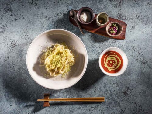 Spaghetti alla tsukemen al pomodoro ricetta Takeshi Iwai