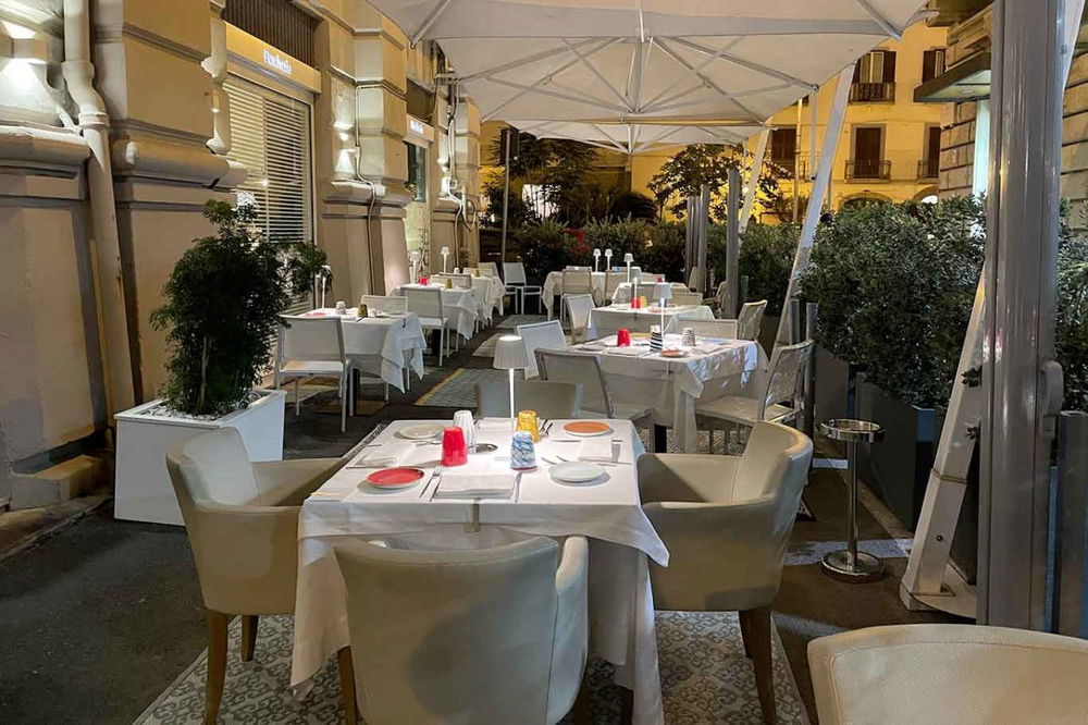 Ho amato il migliore ristorante di pesce di Salerno che ha il mare nel nome Ho amato il migliore ristorante di pesce di Salerno che ha il mare nel nome