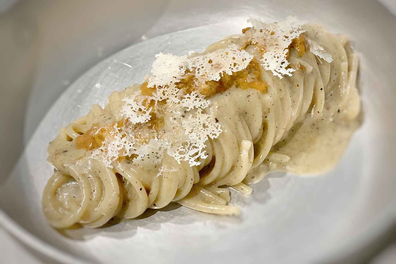 Elite Cucina di Mare Roseto degli Abruzzi spaghetti affumicati cacio pepe polpa di ricci