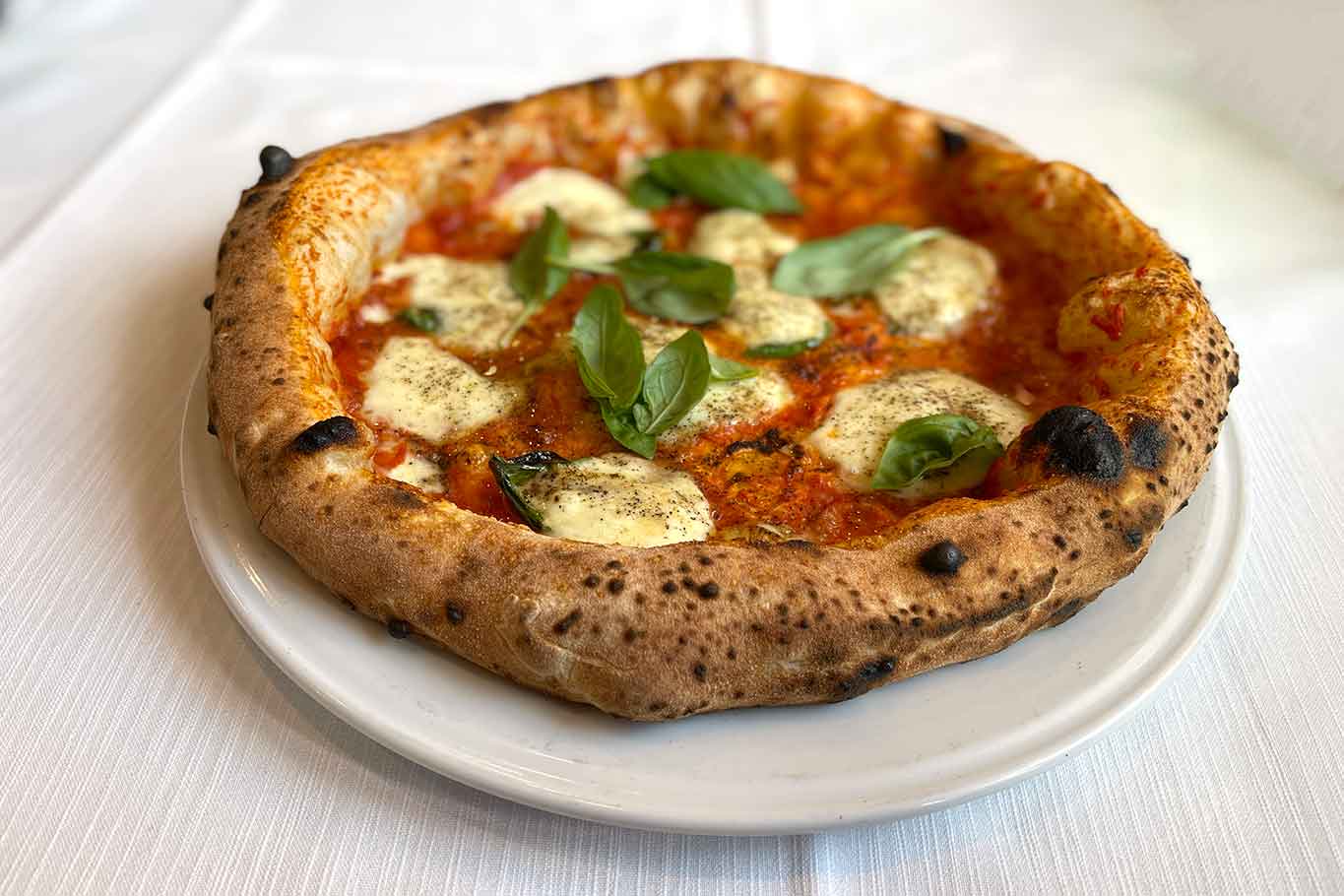 pizzeria Angelo Pezzella Roma pizza provola e pepe