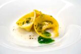 cappellacci ripieni di ragù napoletano