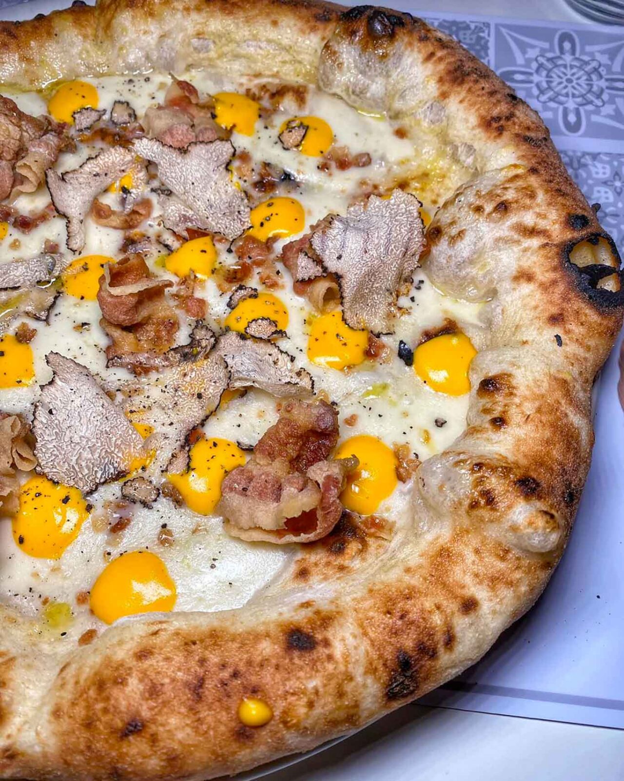 pizza carbonara pizzeria a Firenze