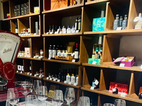 olio sul pezzo - scaffali autentico milano