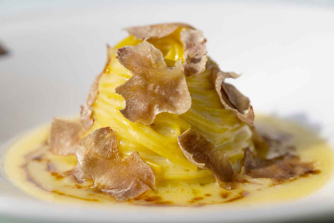 tagliolini al tartufo bianco