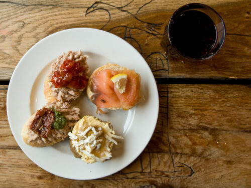 Cicchetti e ombra di vino