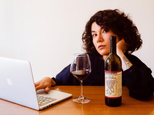 Nicole Hesslink vino
