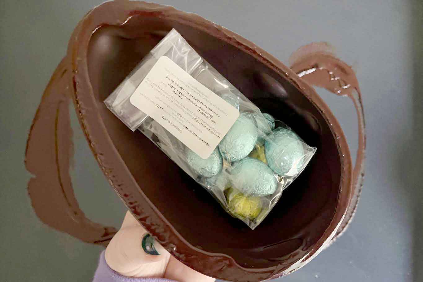 uovo di pasqua con sorpresa