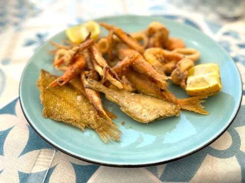 ristorante Da Claudio ad Acciaroli in Cilento: frittura di paranza