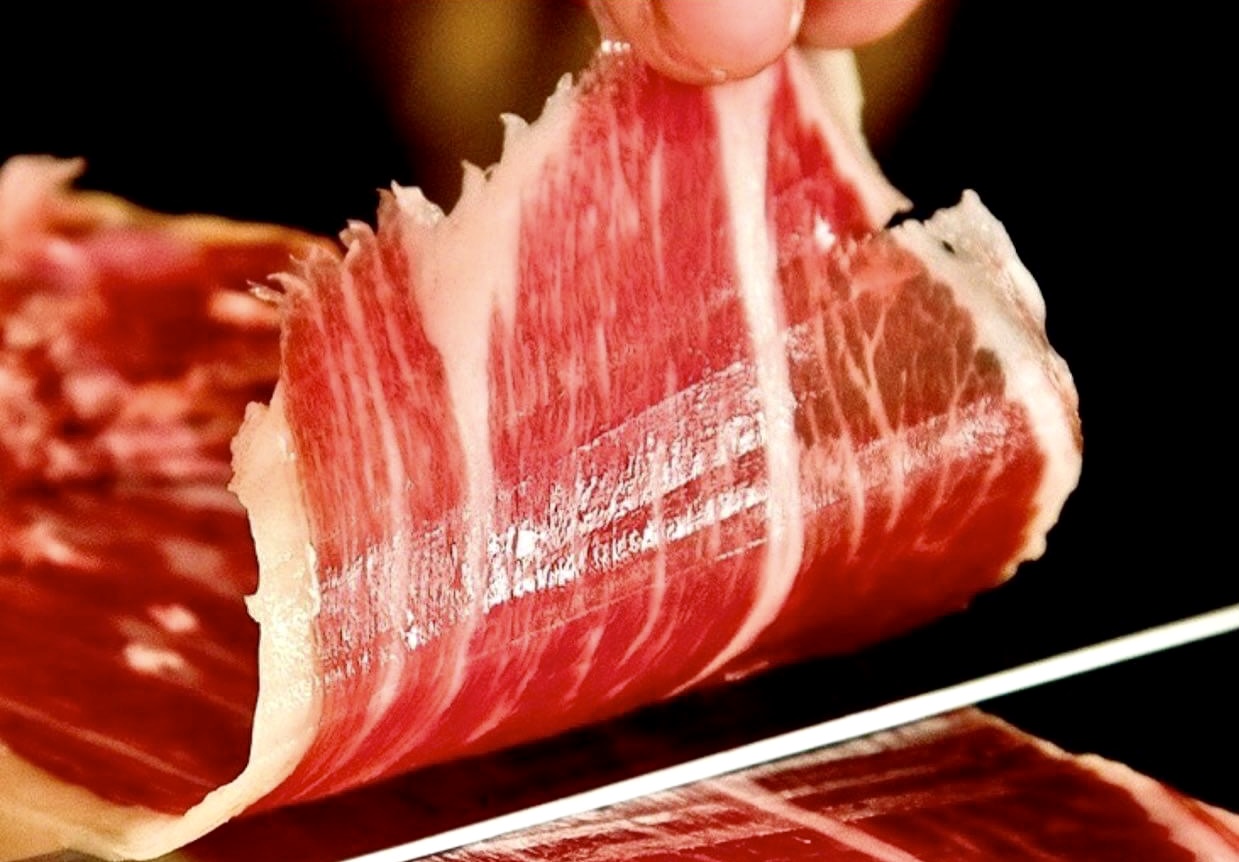 Jamon iberico: cos'è il Pata Negra che fa costare la pizza di Briatore 65 €