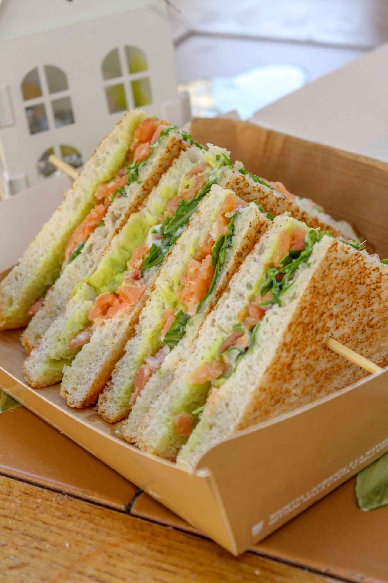ricette per un picnic perfetto: sandwich con il salmone