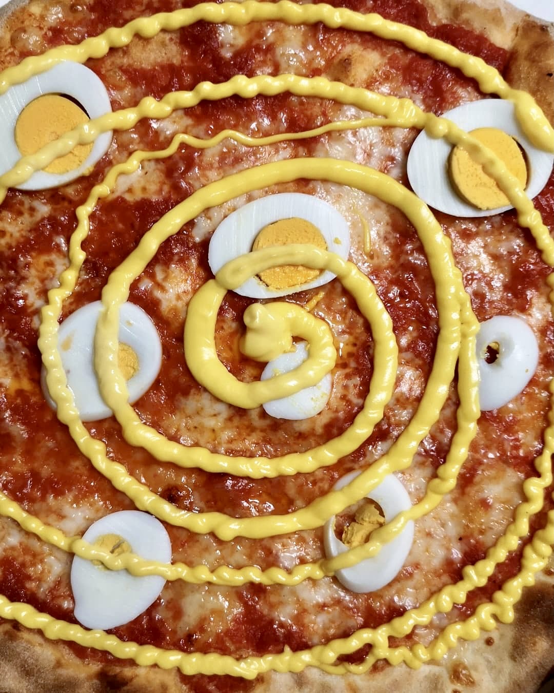 Pizza Rossini: storia di un piatto rinnegato oggi icona di Pesaro