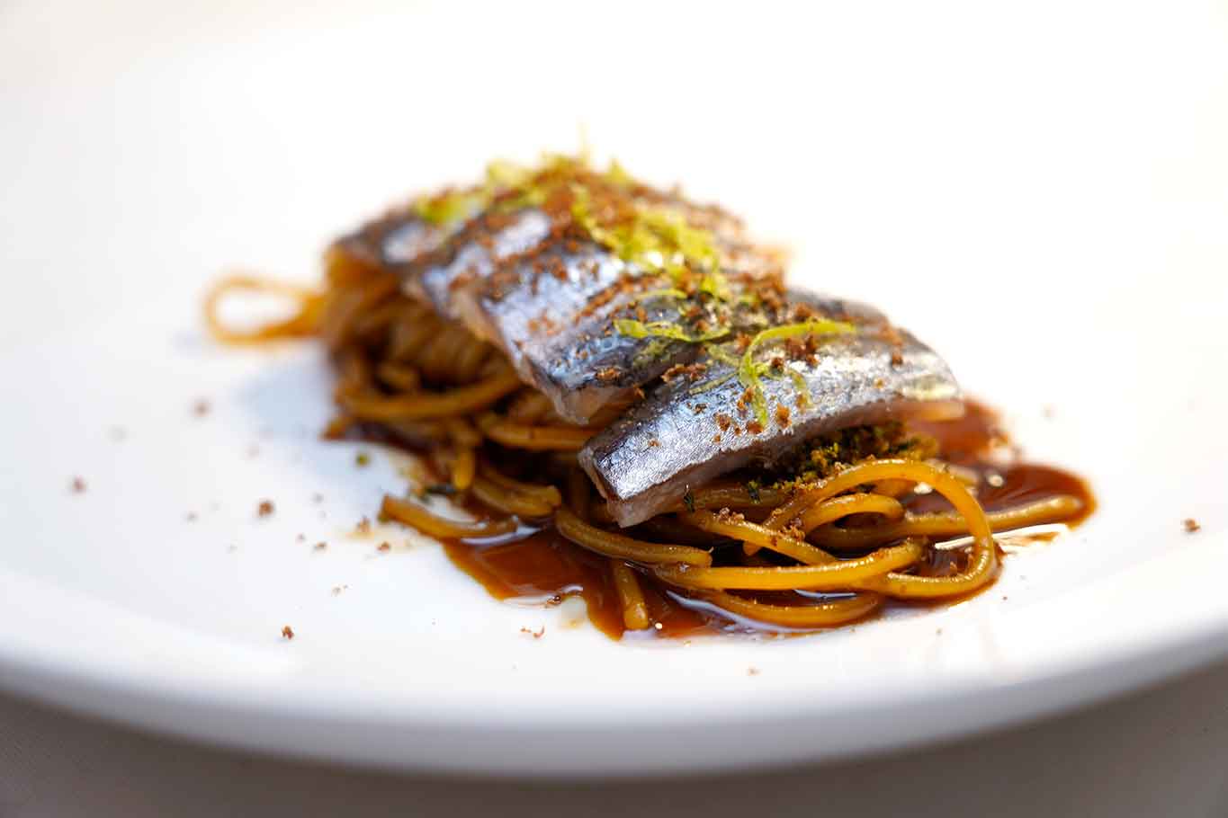 ristorante Duomo di Ciccio Sultano a Ragusa Ibla pasta con le alici