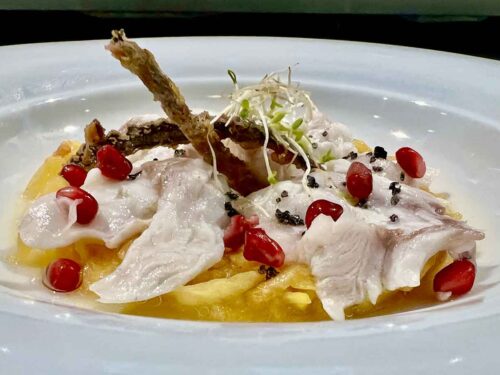antipasto orata e percoche nel vino