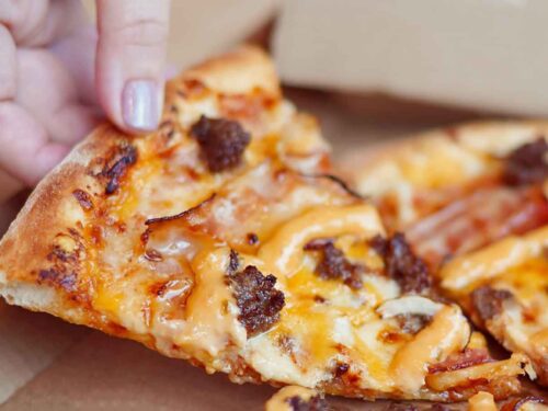 pizza domino's cheeseburger