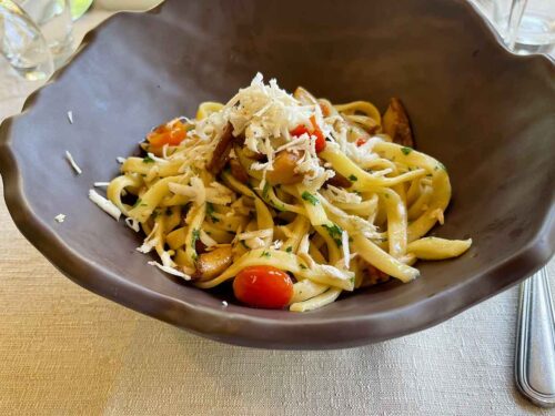 La Chioccia d'Oro ristorante Vallo della Lucania Cilento fettuccine ai funghi porcini