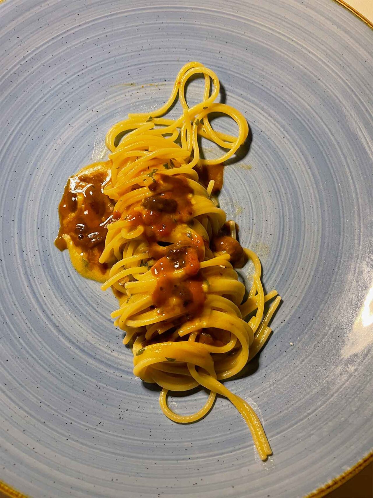 spaghetti ai ricci di mare al ristorante Il Veliero ad Acciaroli nel Cilento