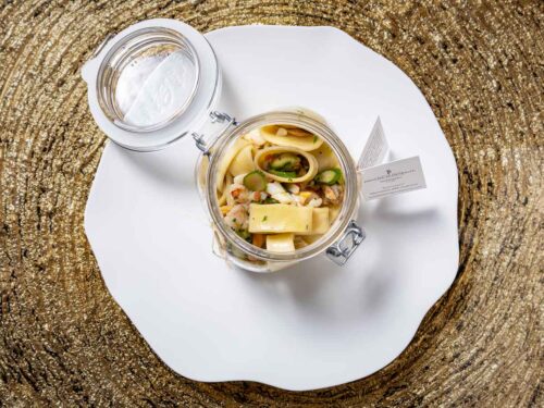 Il Piccolo Principe ristorante a Viareggio calamarata di Gragnano ai frutti di mare, asparagi e limone