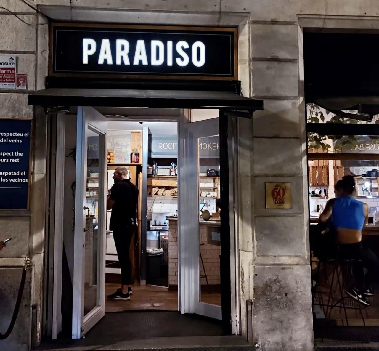 50 Best Bars 2022: ha vinto il Paradiso di Barcellona, qui l’ingresso