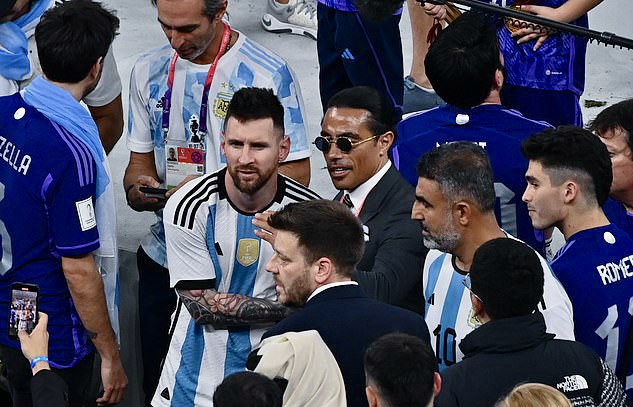 Salt Bae la coppa e Messi