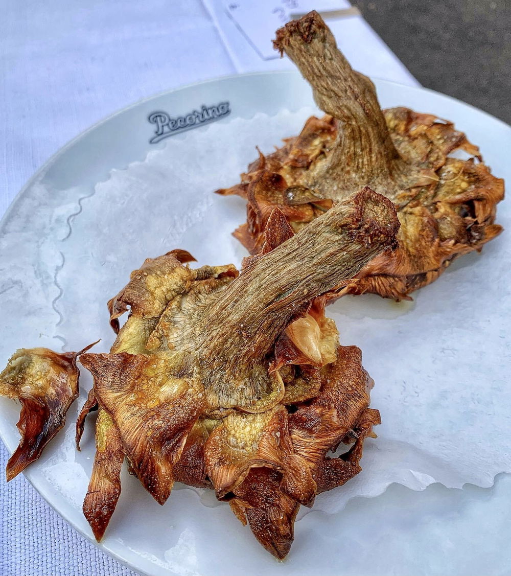 Carciofi alla romana e alla giudia differenze e dove si mangiano