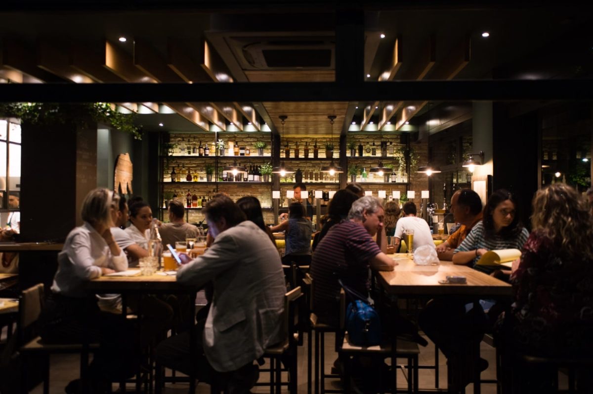 Ristorante Brado a Roma, fuori dal locale è avvenuto il femminicidio