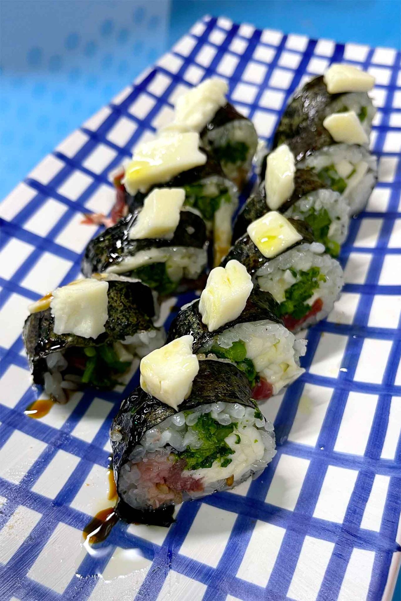 sushi e fiordilatte affumicato