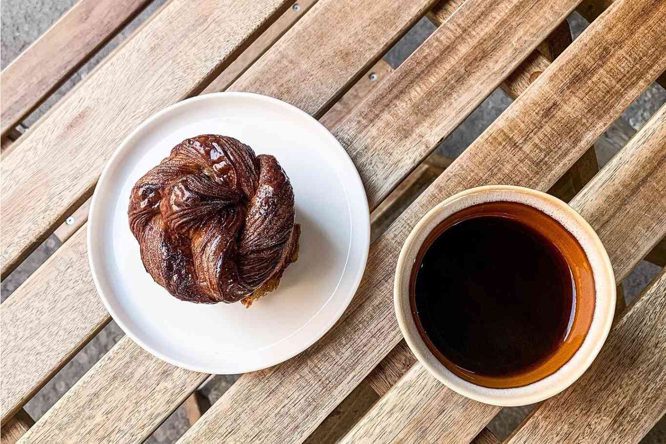 loste cafe milano bakery cardamomo