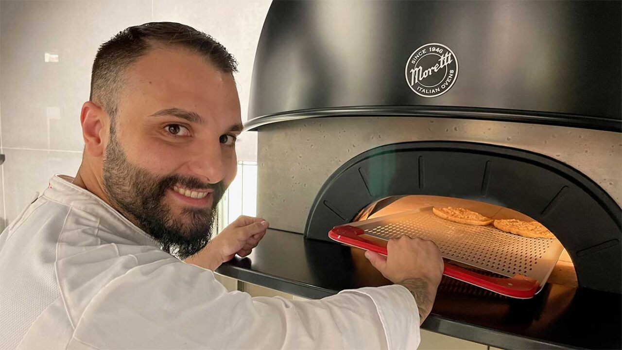 la pizza sandwich di Simone De Gregorio della pizzeria La Bolla a Caserta