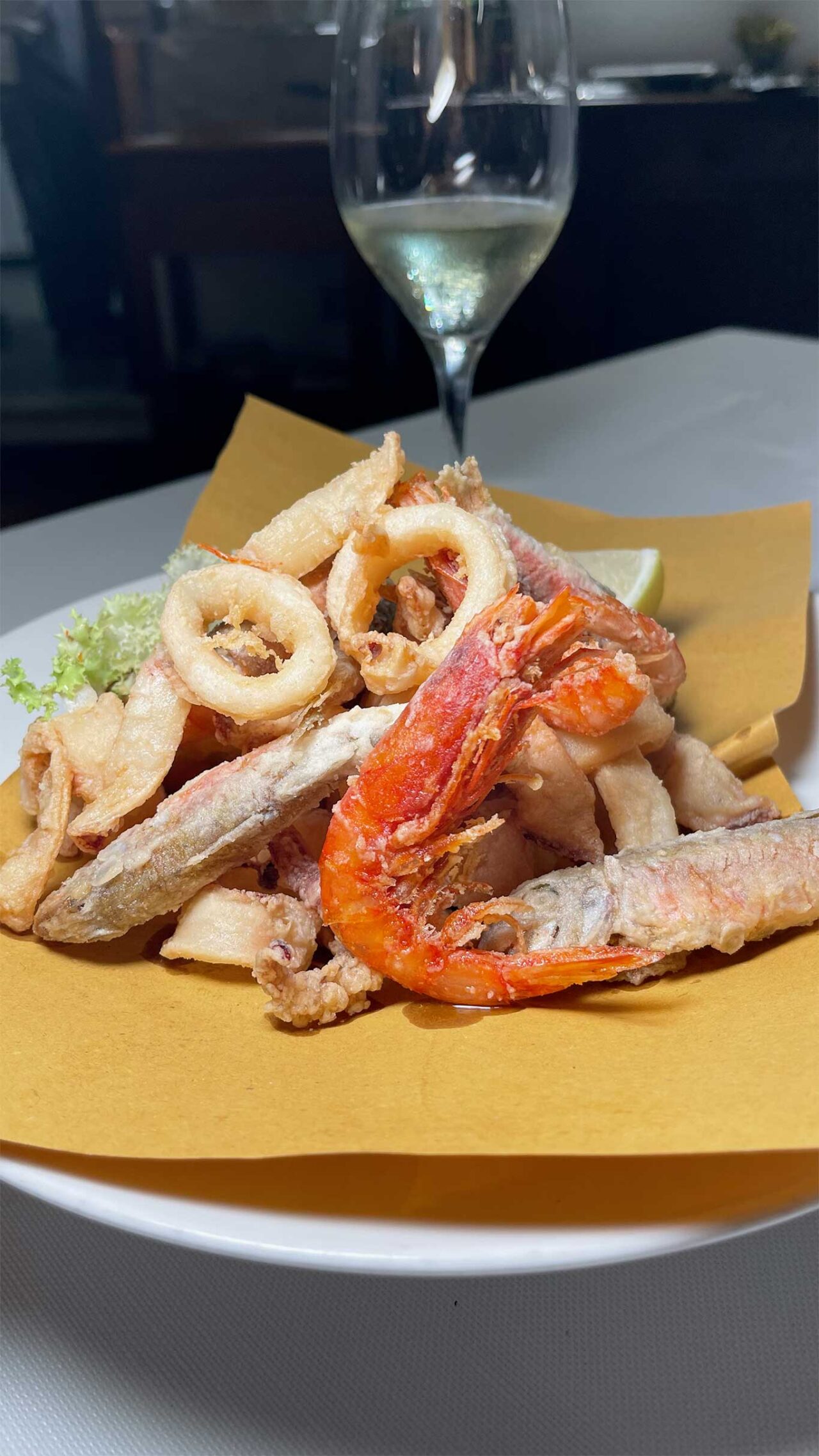 la frittura di pesce del ristorante Il Ghiottone a Policastro Bussentino in Cilento