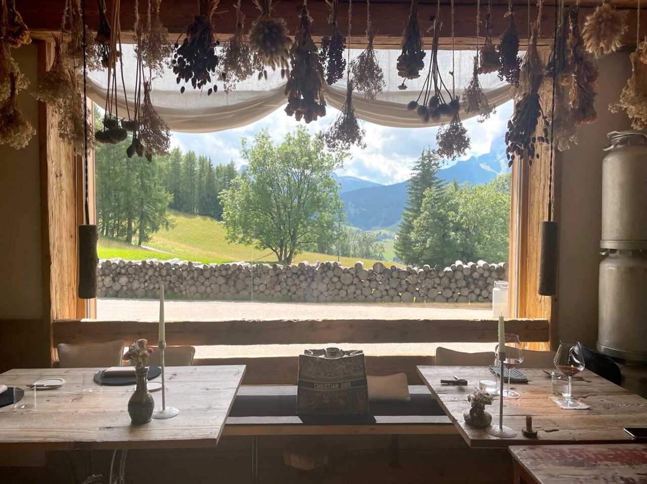 la sala del ristorante SanBrite a Cortina d'Ampezzo 