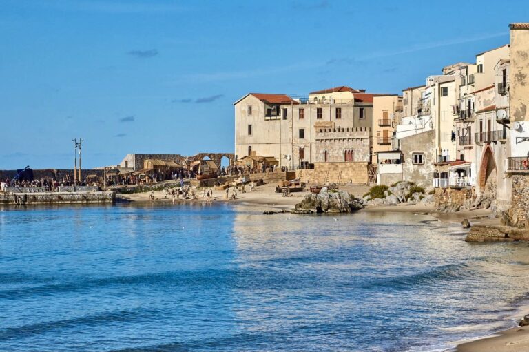 Dove mangiare a Cefalù spendendo poco. Guida a bar e ristoranti