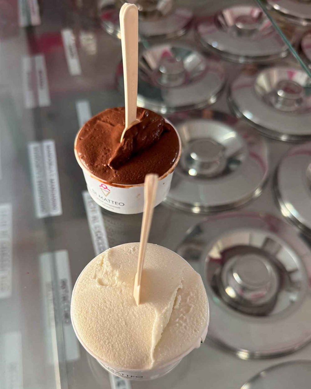 gelateria Di Matteo a Torchiara in Cilento: coppette cioccolato e ricotta di bufala foglie di fico miele di spiaggia