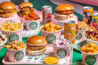 La battaglia degli hamburger vegani: Flower vince, Neat chiude