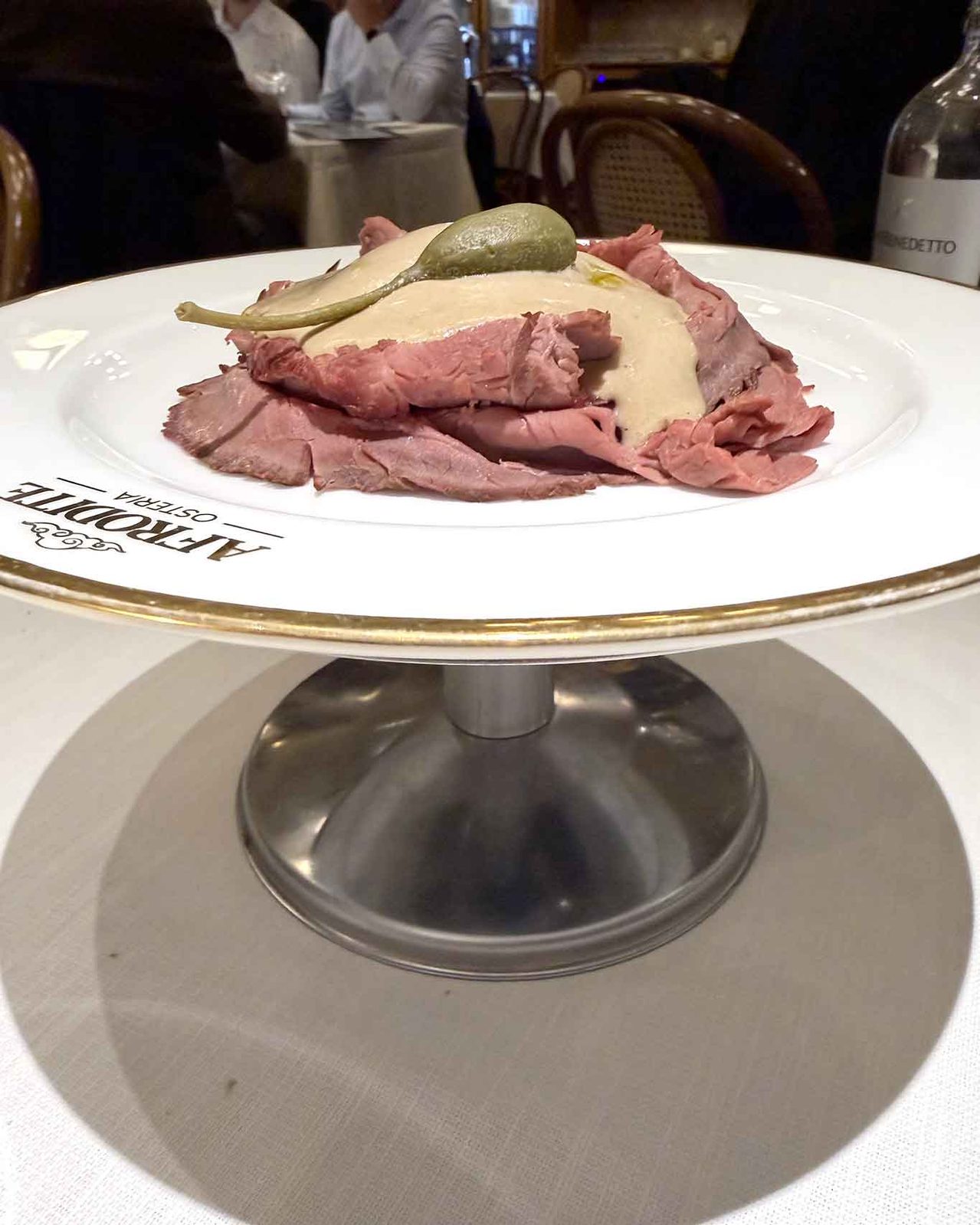 il vitello tonnato dell'Osteria Afrodite a Milano