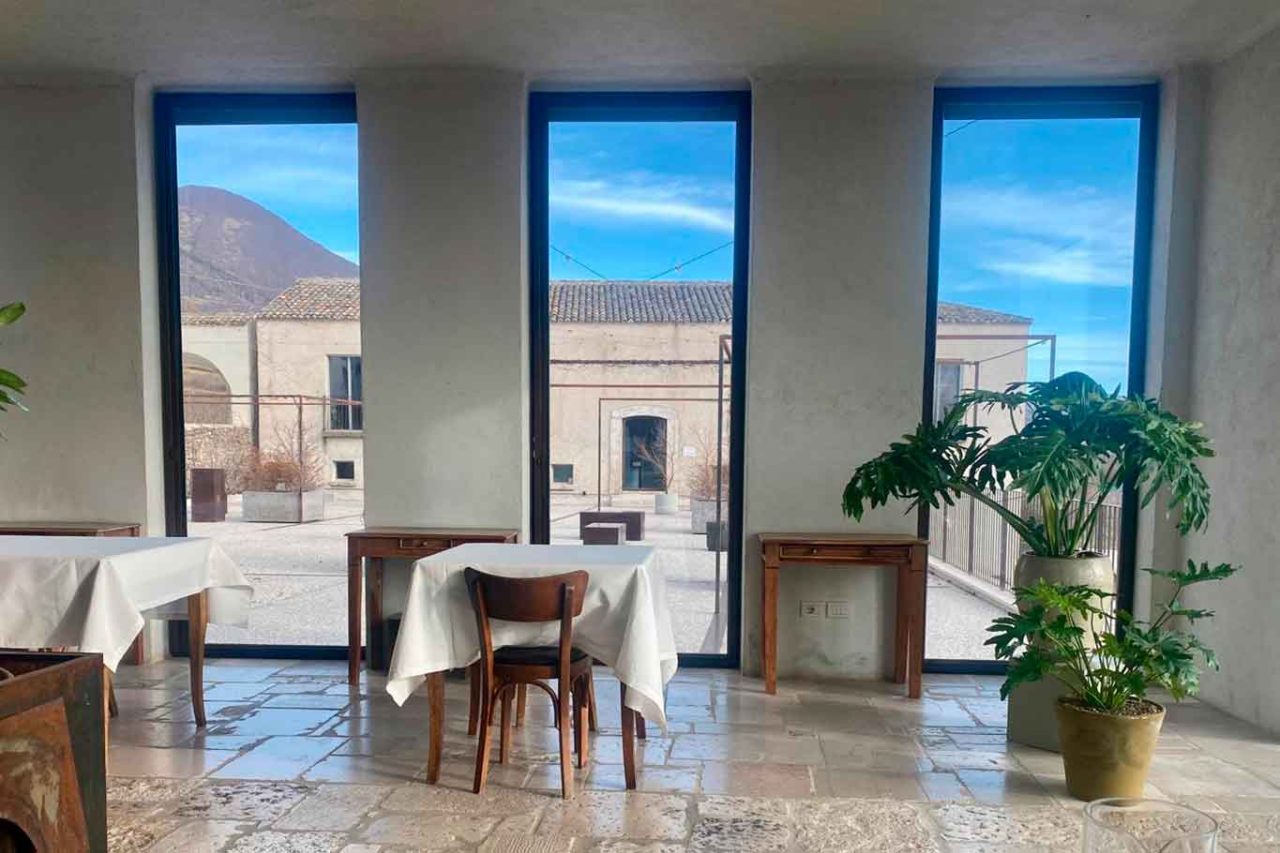 la sala del Ristorante Reale di Niko Romito a Castel di Sangro