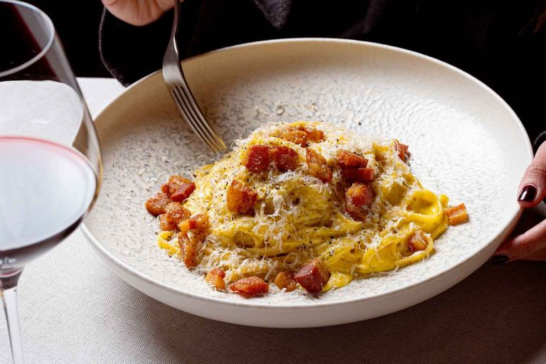 B24 a Roma nel cinema Barberini, carbonara in terrazza all&#8217;aperto