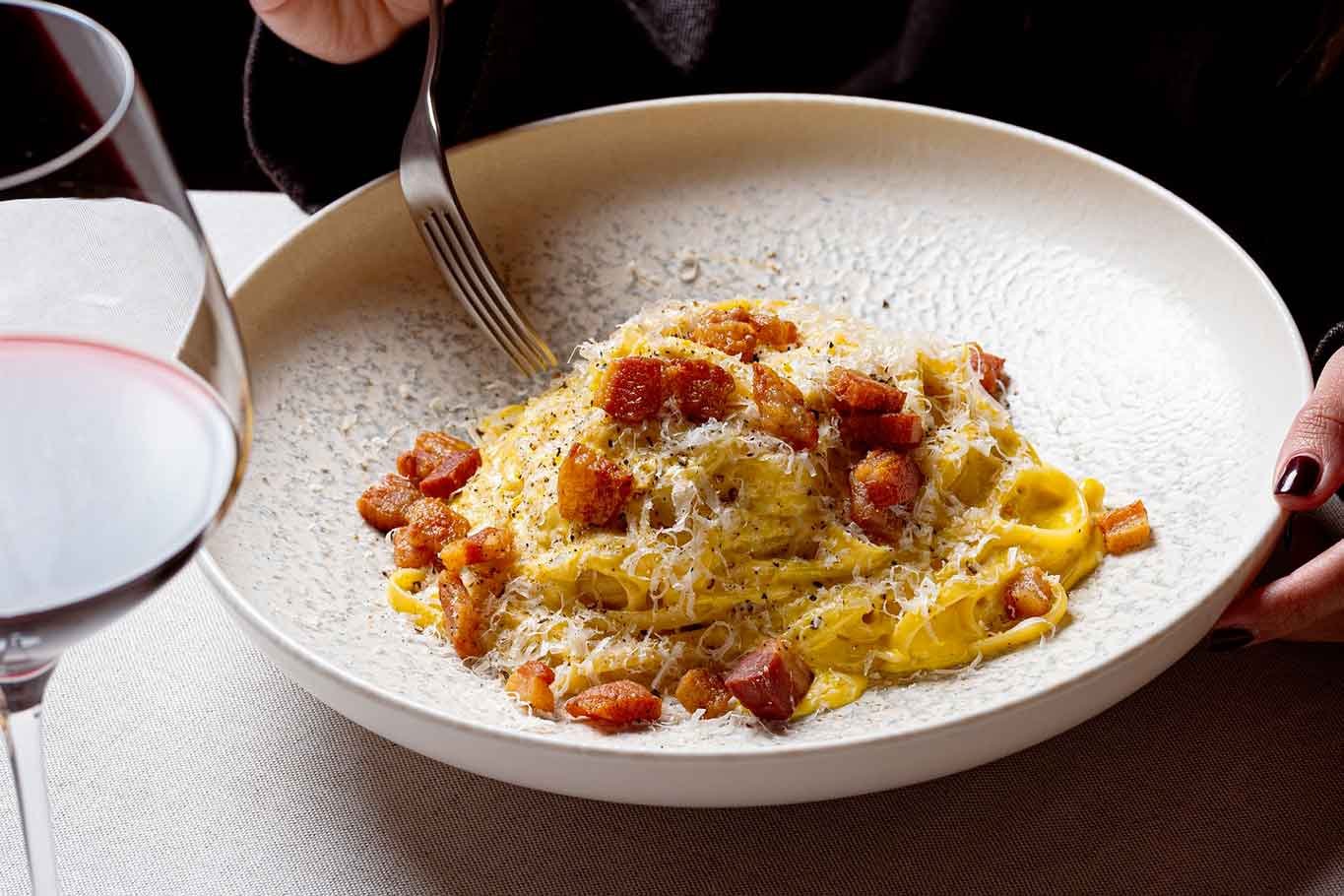 B24 a Roma nel cinema Barberini, carbonara in terrazza all'aperto