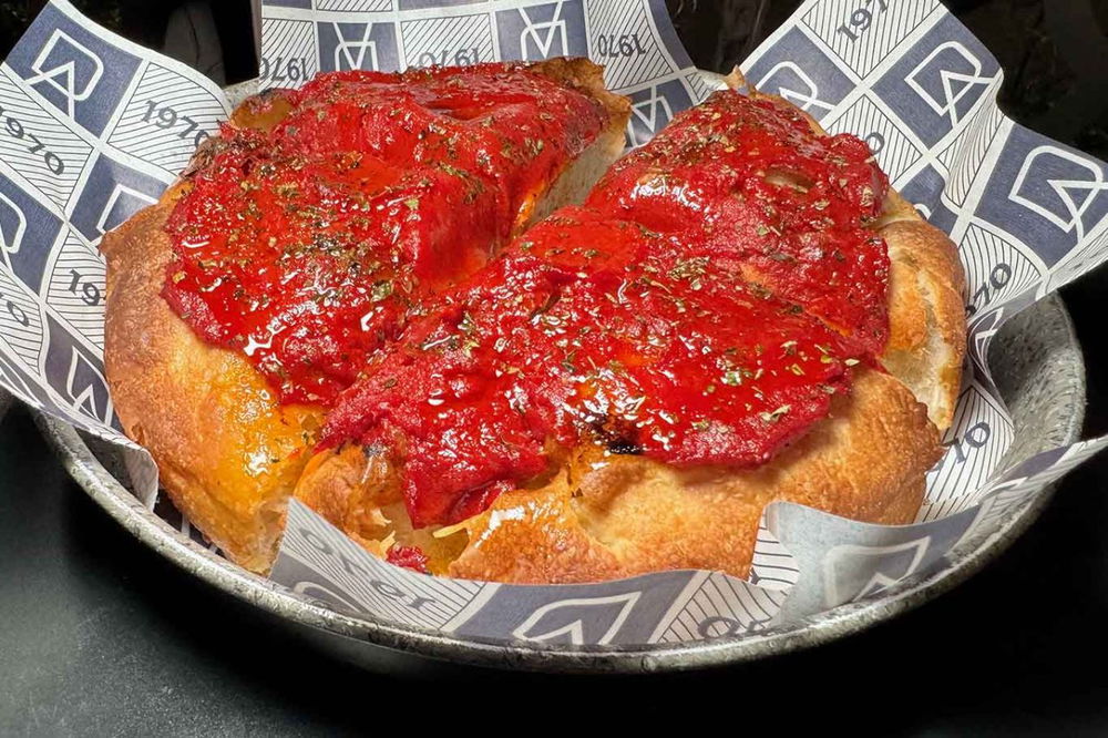 le migliori pizzerie della Campania: la pizza al pomodoro di Don Antonio a Salerno