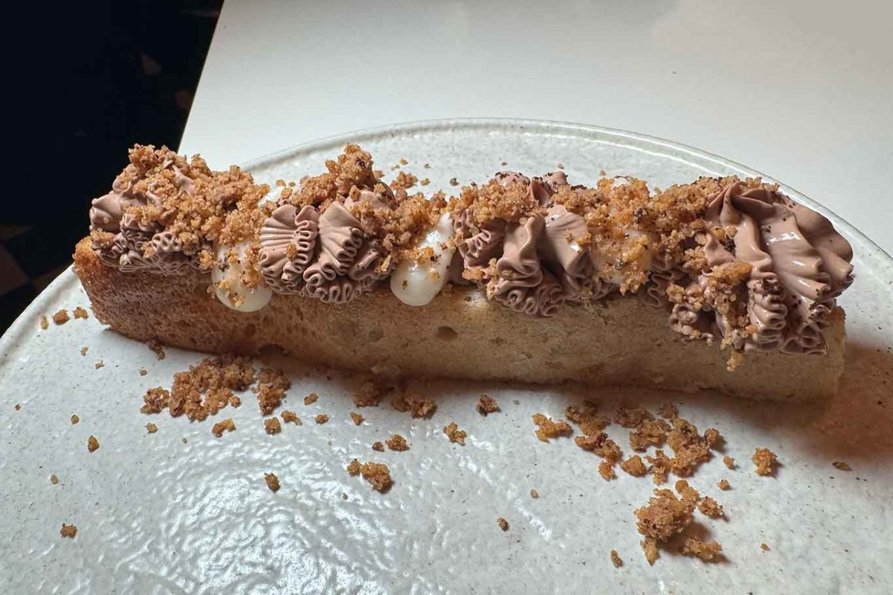 la pizza limone e cioccolato della pizzeria Cambia-Menti di Ciccio Vitiello a San Leucio