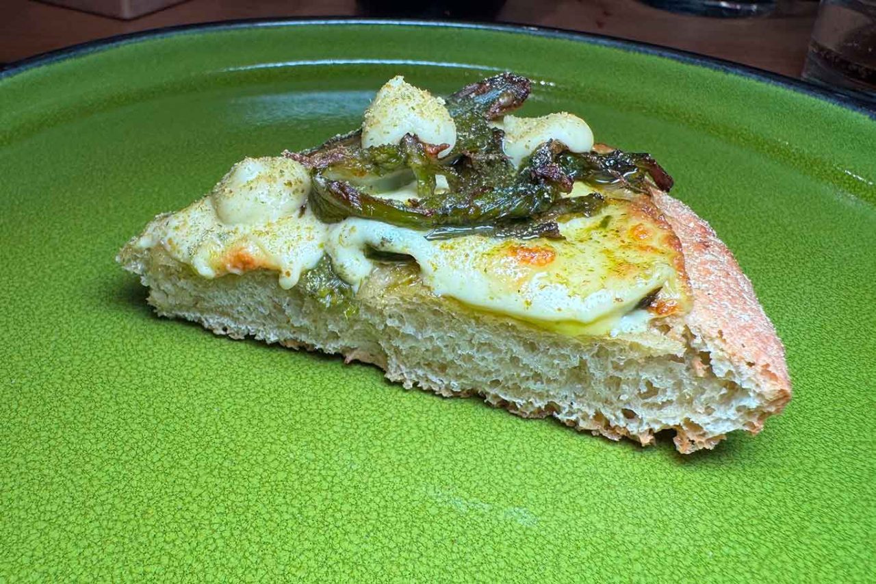 la Asparagi 3.0 della pizzeria Madia di Salerno al Campionato della Pizza 2025