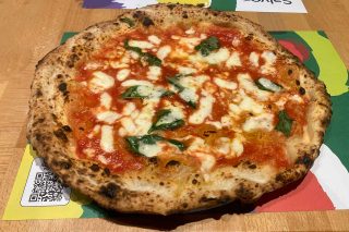 Pizzeria Salvo a San Giorgio a Cremano: Margherita da Campioni