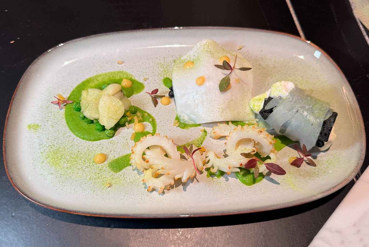 seppia e piselli al ristorante Cinque Foglie a Battipaglia