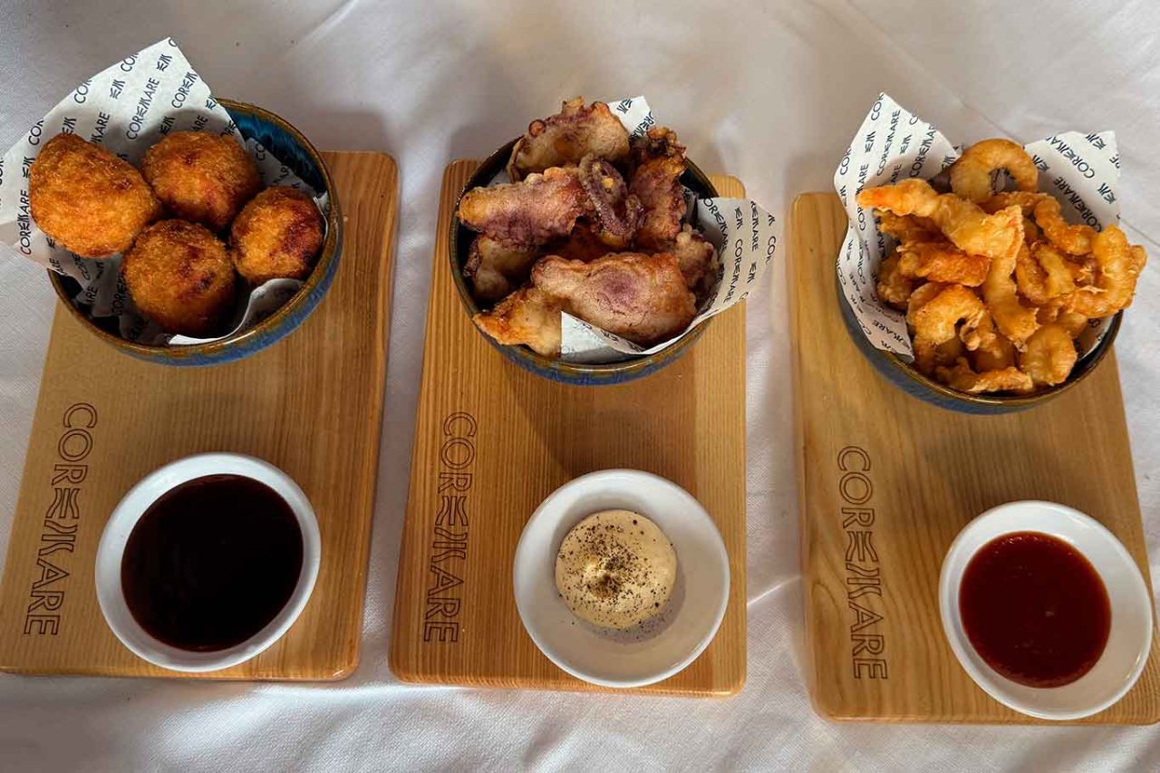 i fritti di mare del ristorante Coremare della Pescheria Don Dò a Torre del Greco