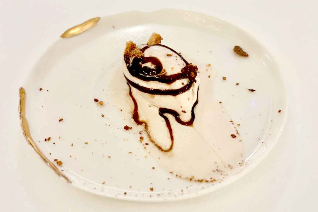 il gelato al lievito di birra del ristorante Maison Ruggieri a Polignano a Mare