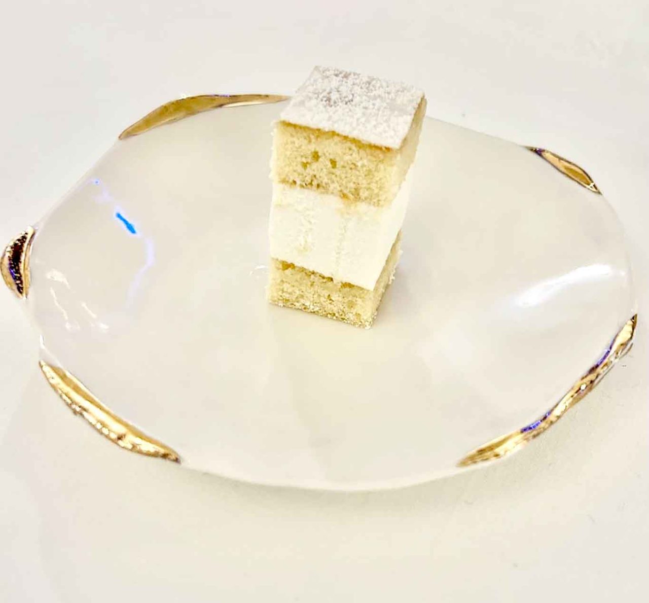la torta paradiso del ristorante Maison Ruggieri a Polignano a Mare
